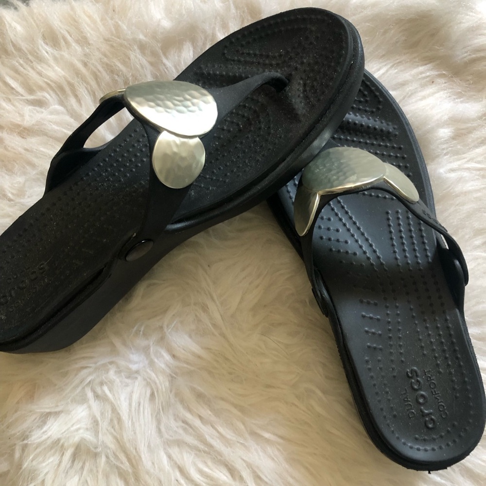 CROCS size 8 sandals with Hammered silver embellishments